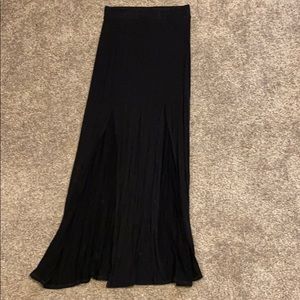 Women’s maxi skirt